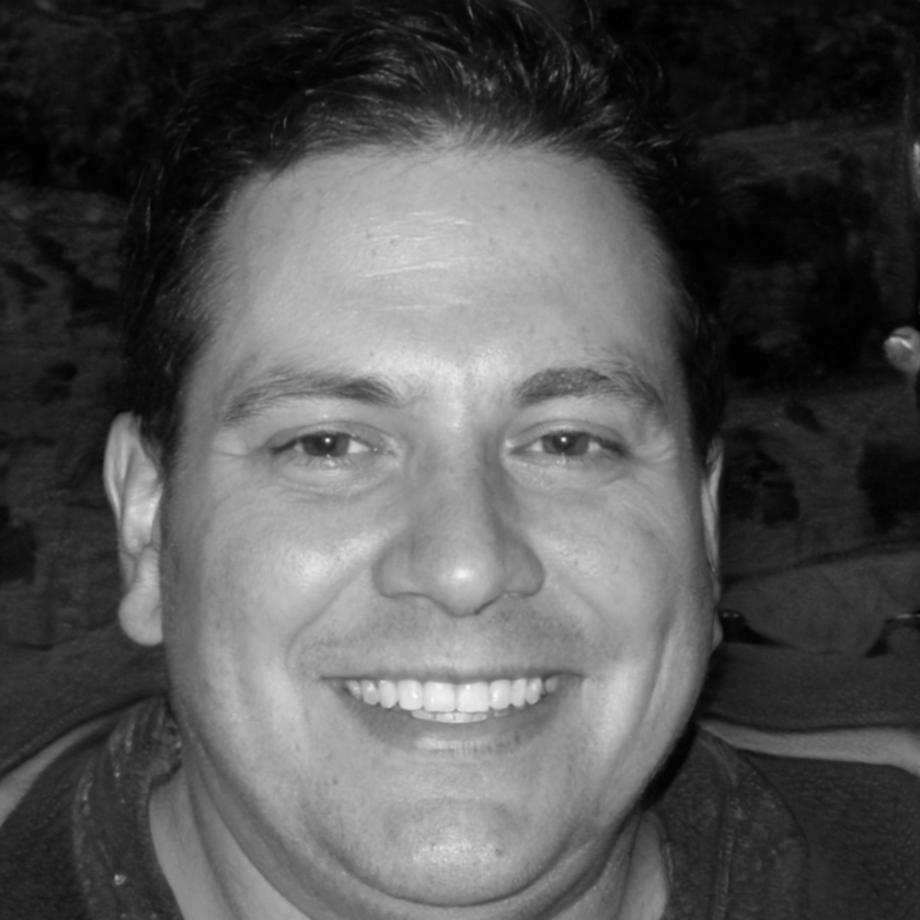 Fermín Delgado, coordinador de formación remota en sonovaquira